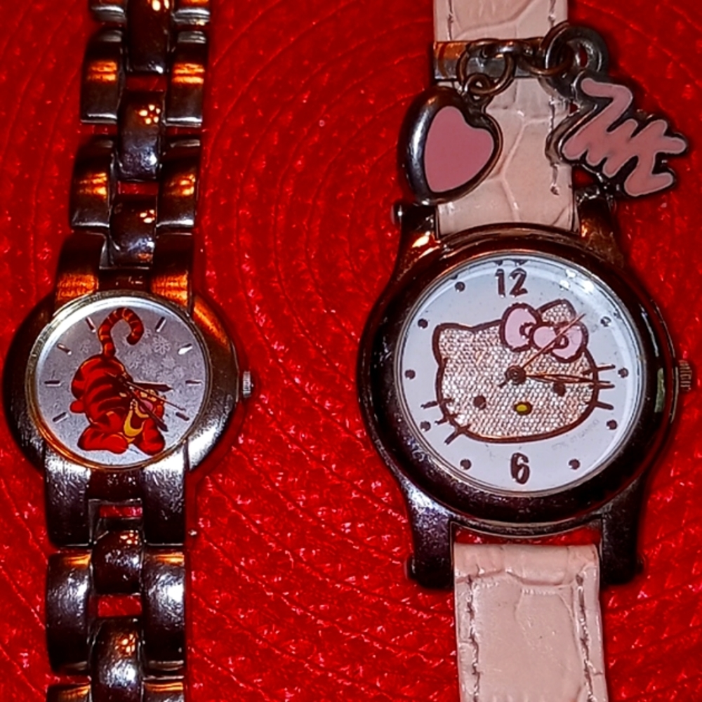 Bundle of 2 Vintage Cartoon Collector's Watches: Tigger & Hello Kitty